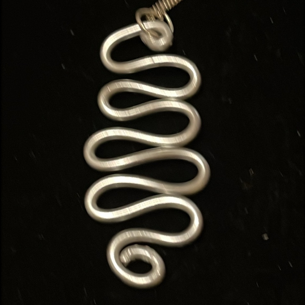 Elegant Silver Wave Hand Design Necklace - Picture 14 of 17